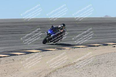 media/Oct-13-2025-Moto Forza (Mon) [[a66d839500]]/4-C Group/Session 2 (Bowl)/